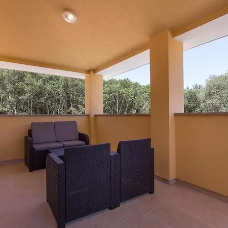 Mit Privatpool Fuer 10 Personen Ca 200 Qm In Banjole, Istrien Istrische Riviera Holiday home *